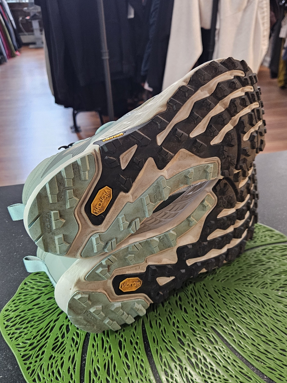 Altra Timp Mid-Top Hiking Boots - Picture 5 of 6